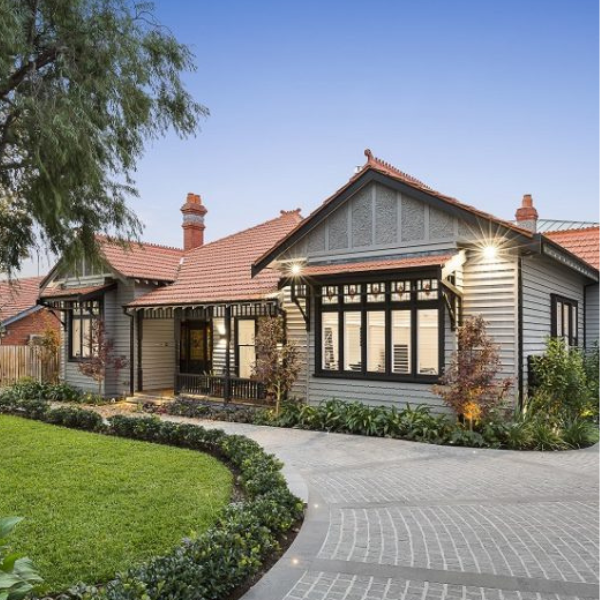 Bluestone Cobble driveway