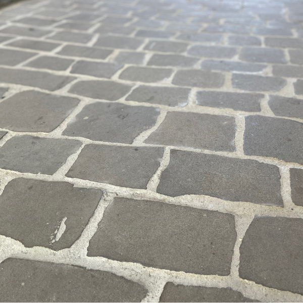 Pitcher Pavers Bluestone